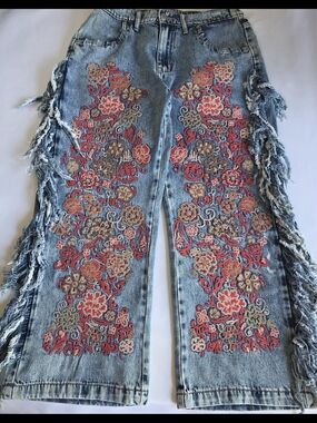 OH Jeans Embroidered Wide Leg Denim Boho Floral Fringe Distressed Jeans Medium